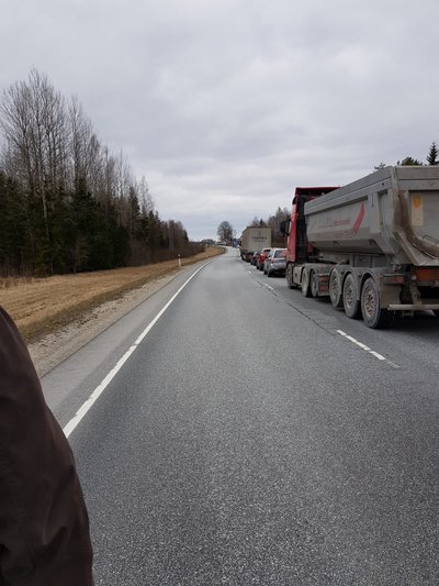 Õnnetus Tartu-Tallinna maanteel