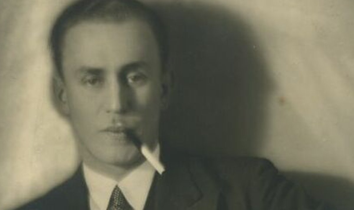 Olavi Paavolainen 1928. aastal.