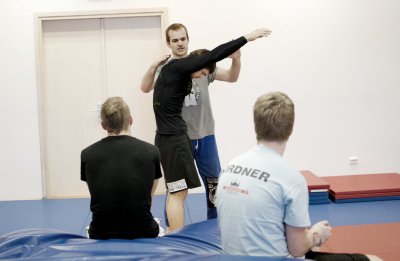 Ronald Stimmer akrobaatikaseminari läbi viimas (november 2011).