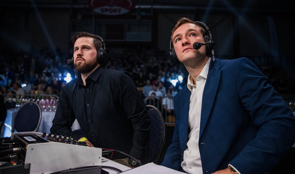 Ari Matti Mustonen (paremal) ja Kuldar Nei kommenteerisid MMA RAJU ülekannet Delfi TV-s.