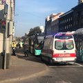 ФОТО | После резкого торможения автобуса в центре Таллинна один пассажир попал в больницу