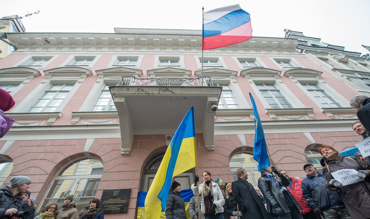Miiting Venemaa saatkonna ees Tallinnas