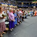 FOTOD: Jehoova tunnistajad sidusid Tallinnas taas käed ühiseks palvuseks