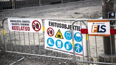 Rahulolematu Tallinna elanik: kodutänava kaevetööde tõttu pean parkima tasulises parklas