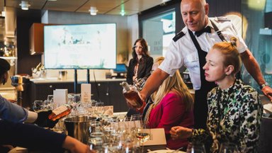 ФОТО | Экологичные виноградники Европы и эстонские пивоварни: Tallink запускает новые судовые вина и пиво