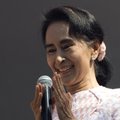 Birma valitseva erakonna juht tunnistas valimiskaotust Aung San Suu Kyi juhitud opositsioonile