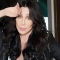 VIDEO: Uskumatu! Igavesti noor 67-aastane Cher teeb comeback'i ja üllitas tantsuhiti