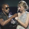 Kanye West on hakanud taas siluma suhteid Taylor Swiftiga: räppar vannub, et aitab lauljal oma esimesed hitid tagasi võita