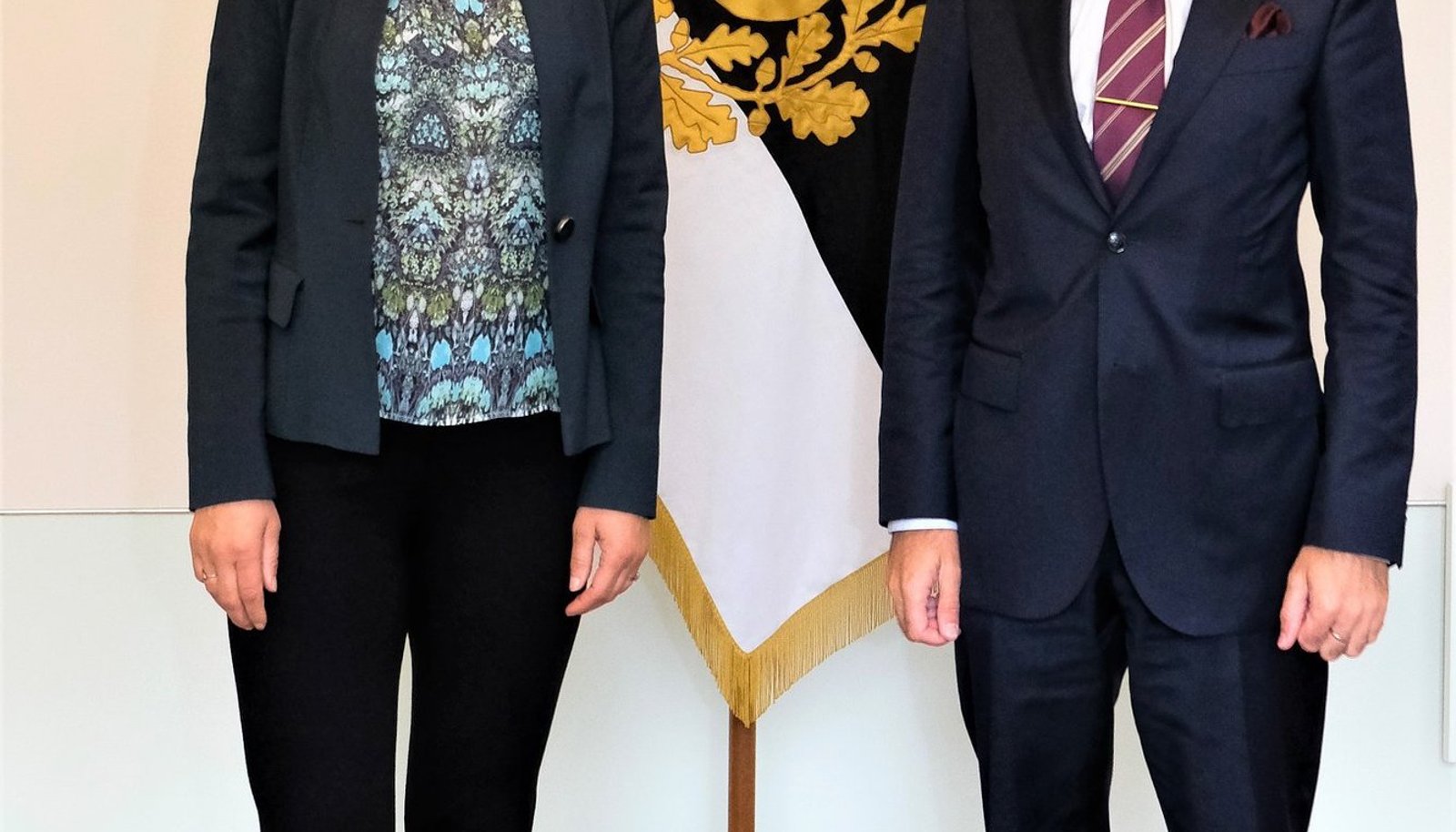 Сын президента эстонии в платье
