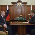 Putin autasustas Tšetšeenia juhti Kadõrovit teeneteordeniga