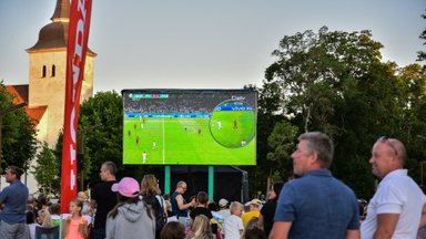 Kus toimuvad Eestis jalgpalli EM-i ühisvaatamised? Millist luba on selleks vaja?