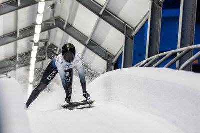 Eesti skeletonikoondise dressi sees on kodusel MK-etapil võistlev lätlanna Darta Zunte.