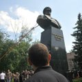 Минобороны РФ предложило наказывать за снос военных памятников за границей