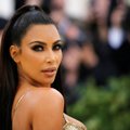 KUUM KLÕPS | Ülinapis pesus treeniv Kim Kardashian näitas, et isegi temal on tselluliiti