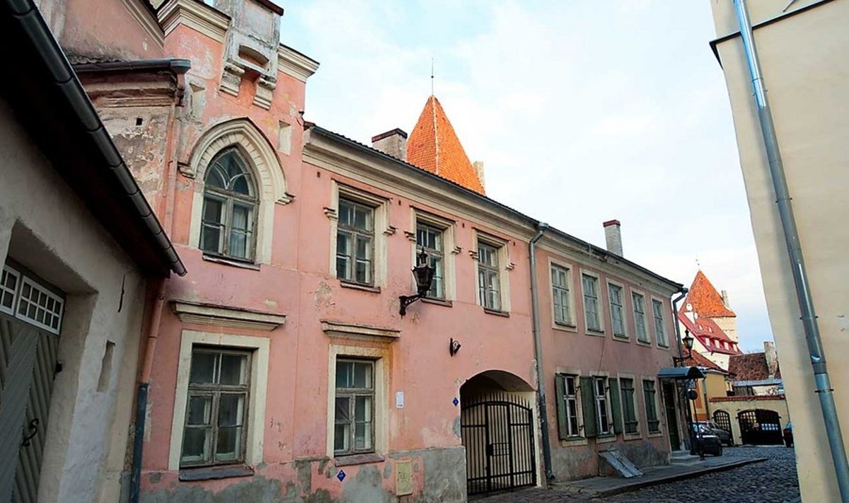 Miljonäride pesa: Slaavi rikaste seas populaarne hoone Tallinnas Kooli tänaval.