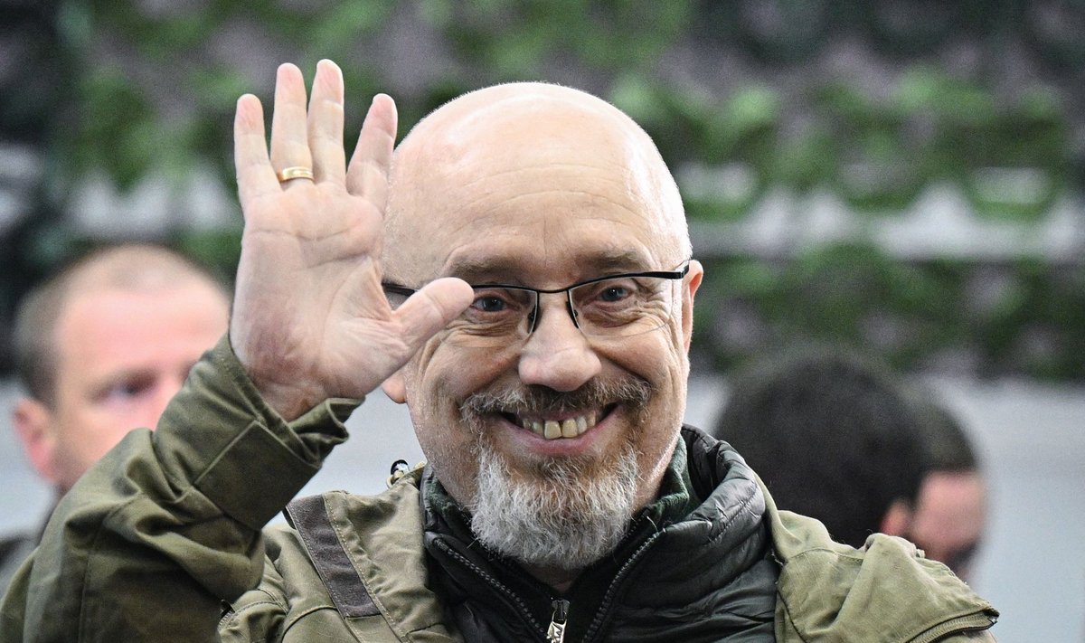 LAHKUNUD KAITSEMINISTER: Ukrainas on spekuleeritud, et suurepärast inglise keelt kõnelevast ja rahvusvaheliselt tuntud Reznikovist võib saada Ukraina suursaadik Londonis.