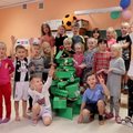 KONKURSS | Viimane nädal osaleda. Kõik lasteaiarühmad taaskasutatud materjalidest jõulukuuski meisterdama!