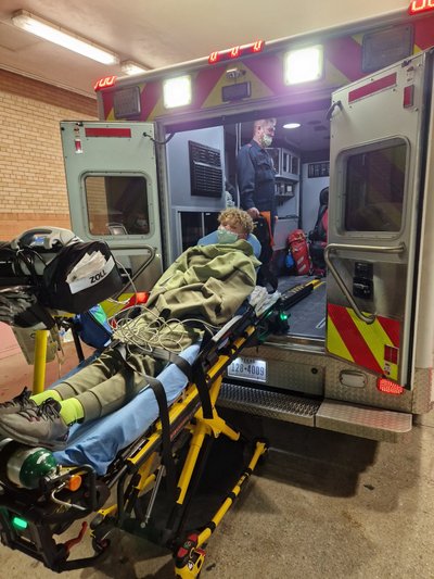 Grippi haigestunud laps Ameerika kiirabi autos