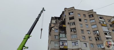 Ремонт разрушенного дома в Лисичанске. Фото из официального телеграм-канала «Администрация Лисичанска».