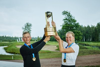Eesti meistrid Sander Aadusaar ja Triin Marleen Ustal.