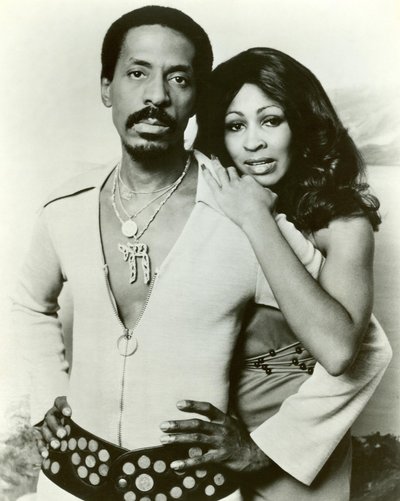 ￼RASKED AASTAD Ike ja Tina Turner olid abielus aastail 1962-1978. Neile sündis üks poeg.