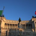 Itaalia eelarvepuudujäägi mängud viskasid riigi pikaajalise võlaintressi rekordkalliks. Börs kukkus