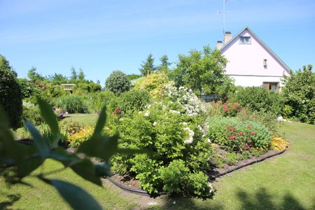 Mahu aed, Endel ja Maila Hõim, Eesti kauneim maakodu, aia kategooria võitja 