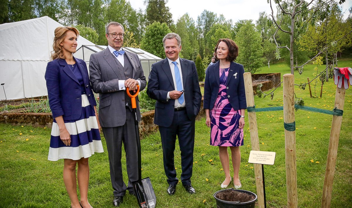 Soome president Sauli Niinistö ja Jenni Haukio käisid tänavu Ilvestel Ärmal külas.