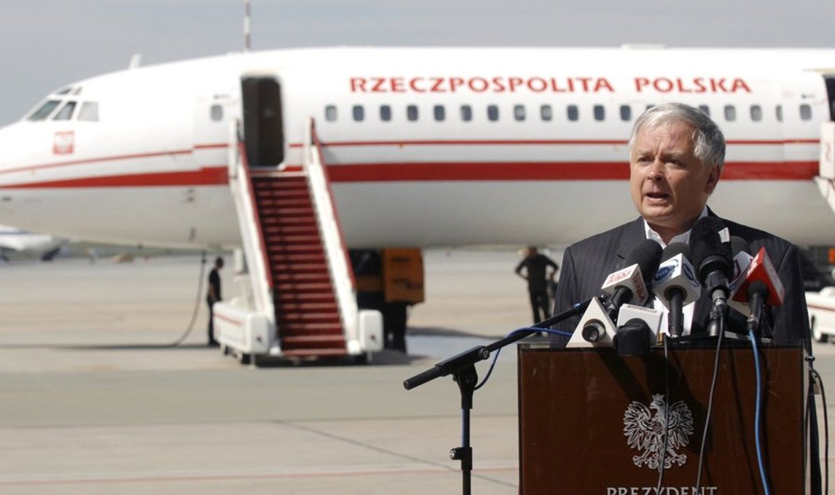 Polish President Lech Kaczynski speaks in front of a Polish government Tupolev Tu-154 aircraft at Krakow airport in this August 8, 2008 file photo. Kaczynski was feared dead after his plane crashed on approach to a Russian airport on Saturday, a Polish government official at the airport told Reuters. Russian news agencies reported at least 87 people died in the crash near Smolensk airport in western Russia, citing the Russian Emergencies Ministry. They reported 132 people were aboard the Tupolev Tu-154.  REUTERS/Adam Chelstowski/Forum/Files   (POLAND - Tags: DISASTER TRANSPORT IMAGES OF THE DAY)