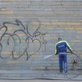 FOTOD | Algas linnahalli fassaadilt 25 000 eurot maksev grafiti eemaldamine