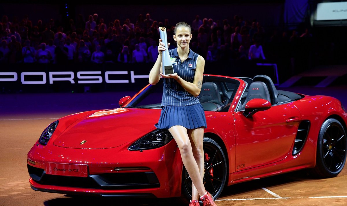 Karolina Pliskova sai lisaks korralikule auhinnarahale ka uhke sportauto.