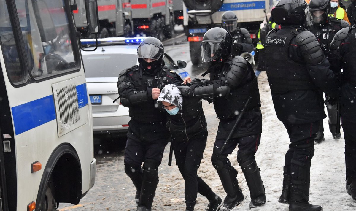 Задержание во время акций протеста в Москве