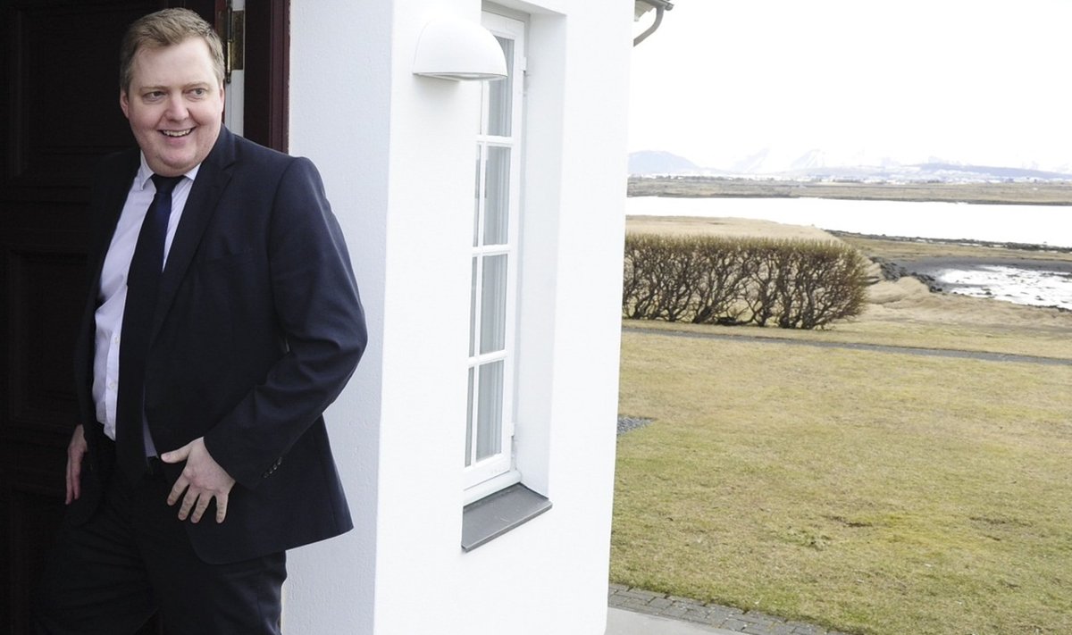 Iceland's Prime Minister Gunnlaugsson arrives at his residence in Reykjavik