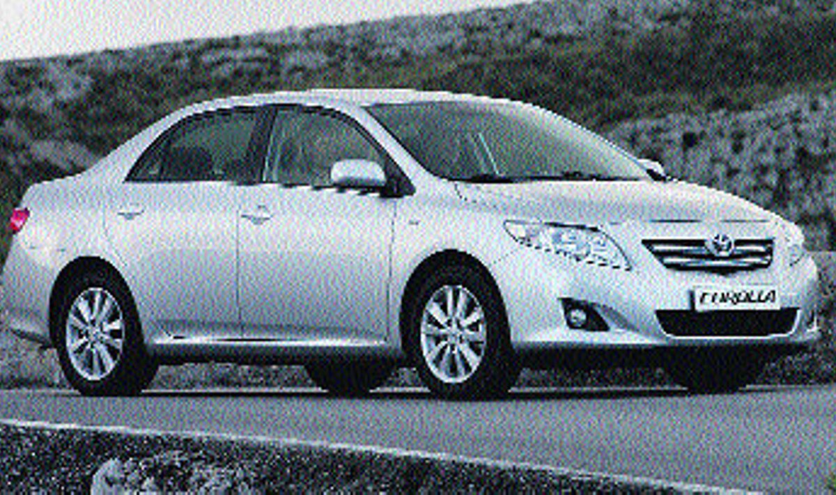 Toyota hoiab jätkuvalt kõige müüduma auto tiitlit.