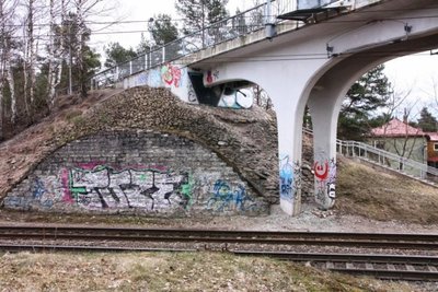 Grafiti Nõmmel. (Foto: Anu Rei)