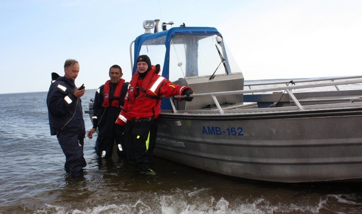Vasakult: Priit Tamm, Kaberneeme; Jaan Sepp, Kaberneeme; Andres Tammiste, Purtse Vabatahtlik Merepäästeühing