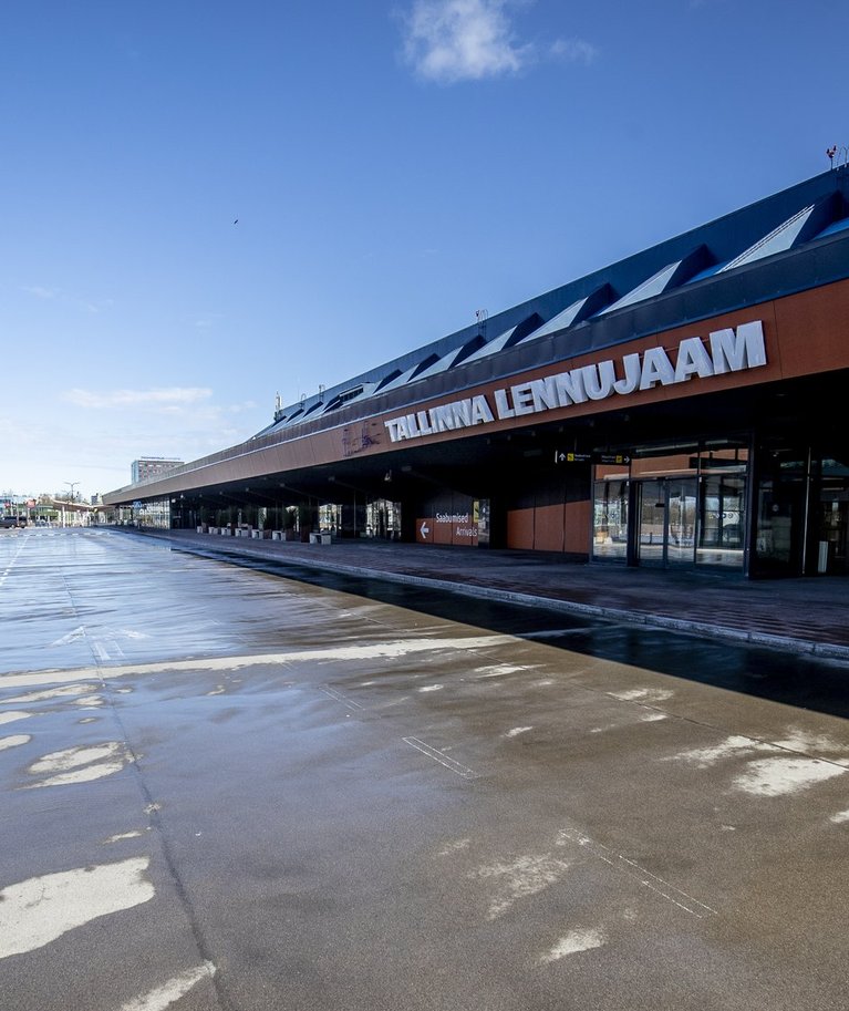 NII VAIKSEKS KÕIK ON JÄÄNUD: Tallinna lennujaam 9. aprillil aastal 2020.