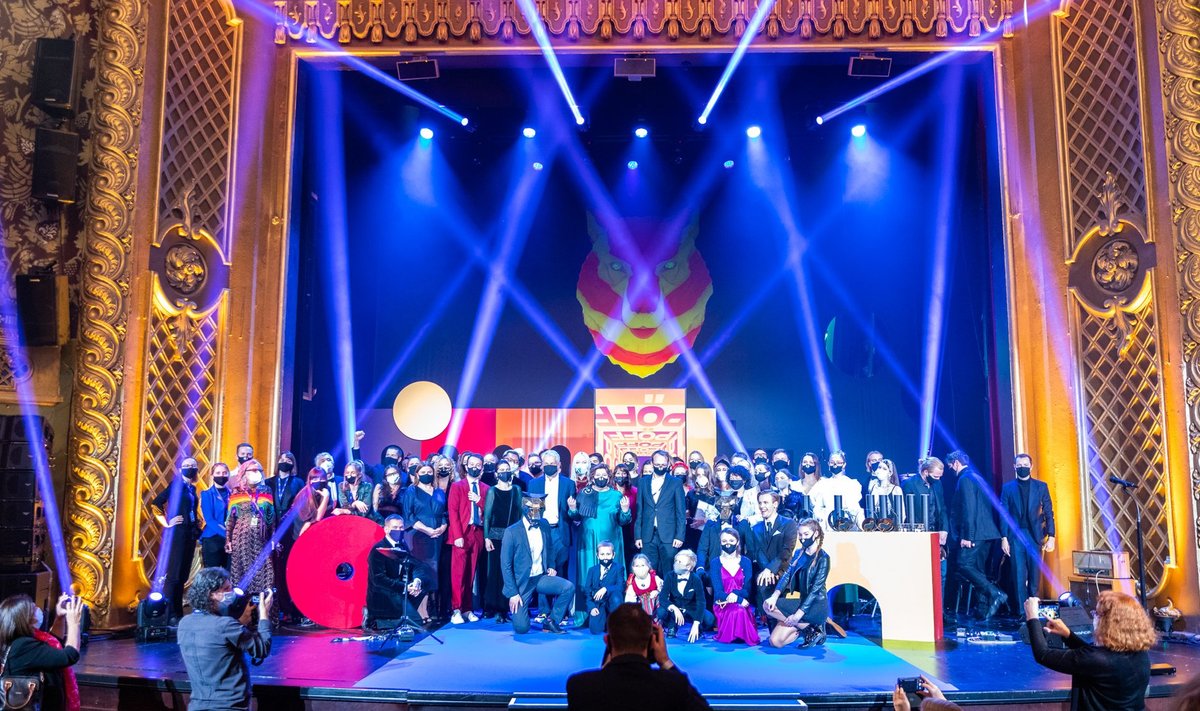 PÖFF-i võitjad festivali lõputseremoonial Vene teatris.