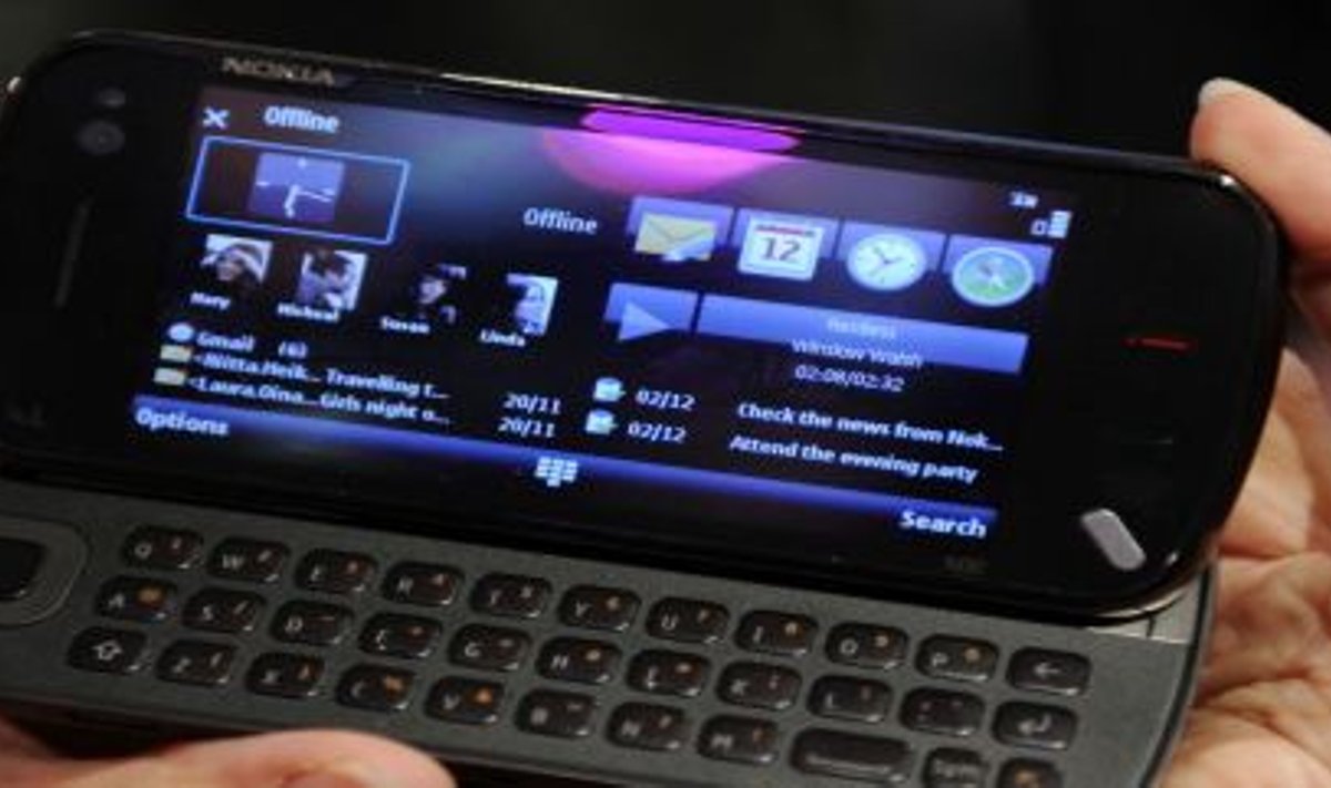 MeeGo seab kahtluse alla Nokia pühendumuse Symbianile (pildil Symbiani seade N97)