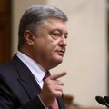 Порошенко пообещал поднять украинский флаг над Луганском