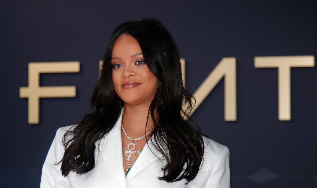 Rihanna Pariisis oma rõivabrändi Fentit esitlemas