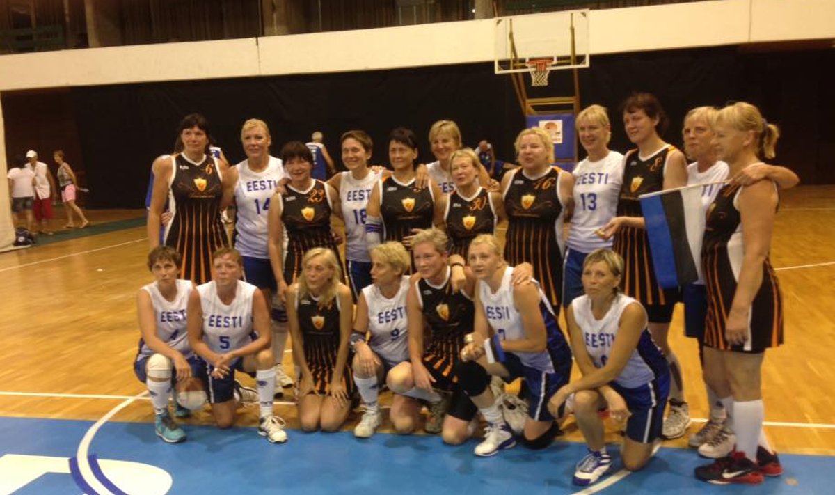 Eesti 50+ naiskond pärast võitu Läti üle