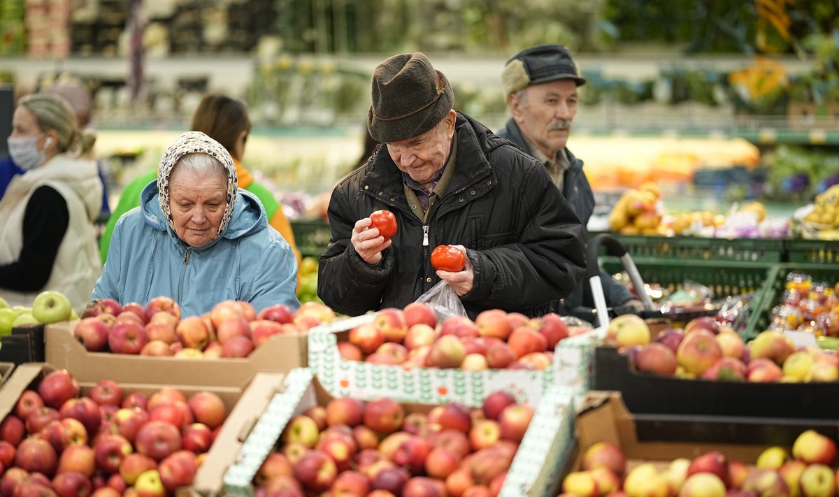 Puuviljadest on venelastele kõige taskukohasemaks jäänud õun, mille hind tõusis aastaga vaid 15%. 