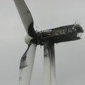 FOTOD: Viru-Nigula tuulepargis on alanud põlenud tuuliku taastamistööd