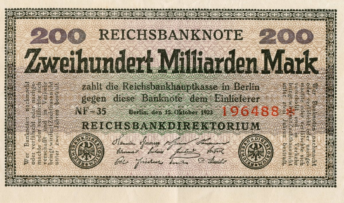 Saksamaal olid hinnad 1923. aasta lõpuks maailmasõjaeelsetega võrreldes 1,2 triljonit korda tõusnud.