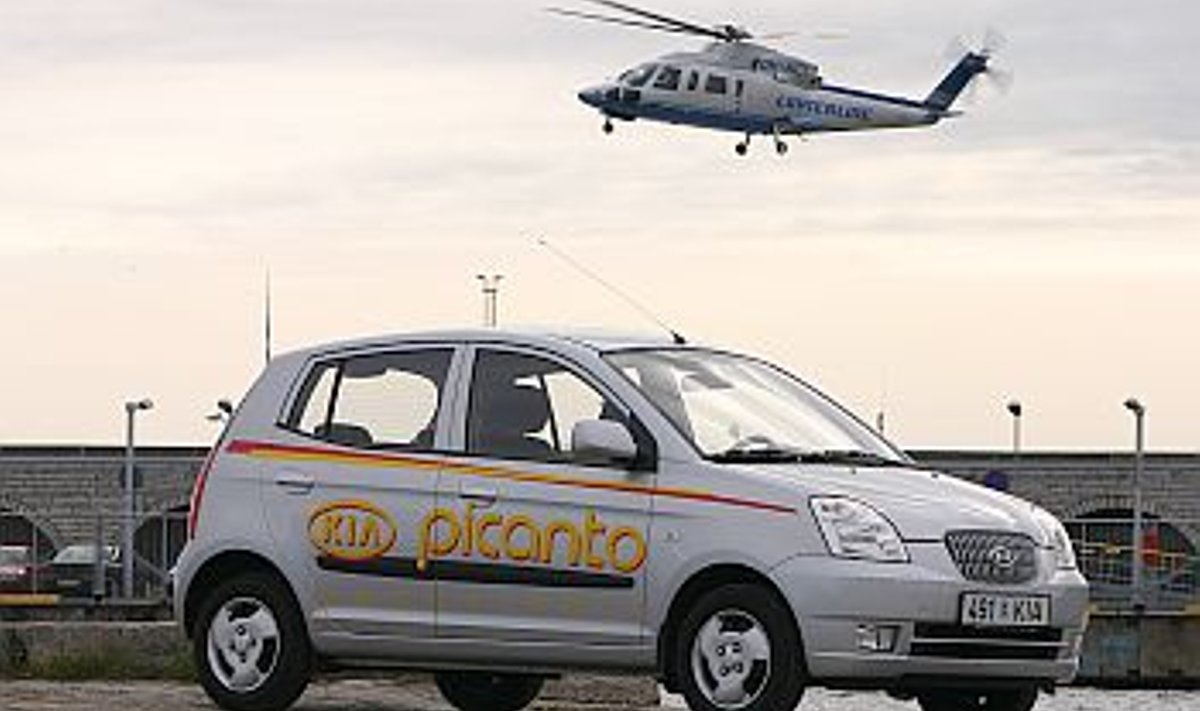 KAKS TEED: Picanto ei hiilga küll erilise lennukusega, kuid pakub mõistliku hinnaga võimalust nelja inimese edasitoimetamiseks. Toomas Vabamäe