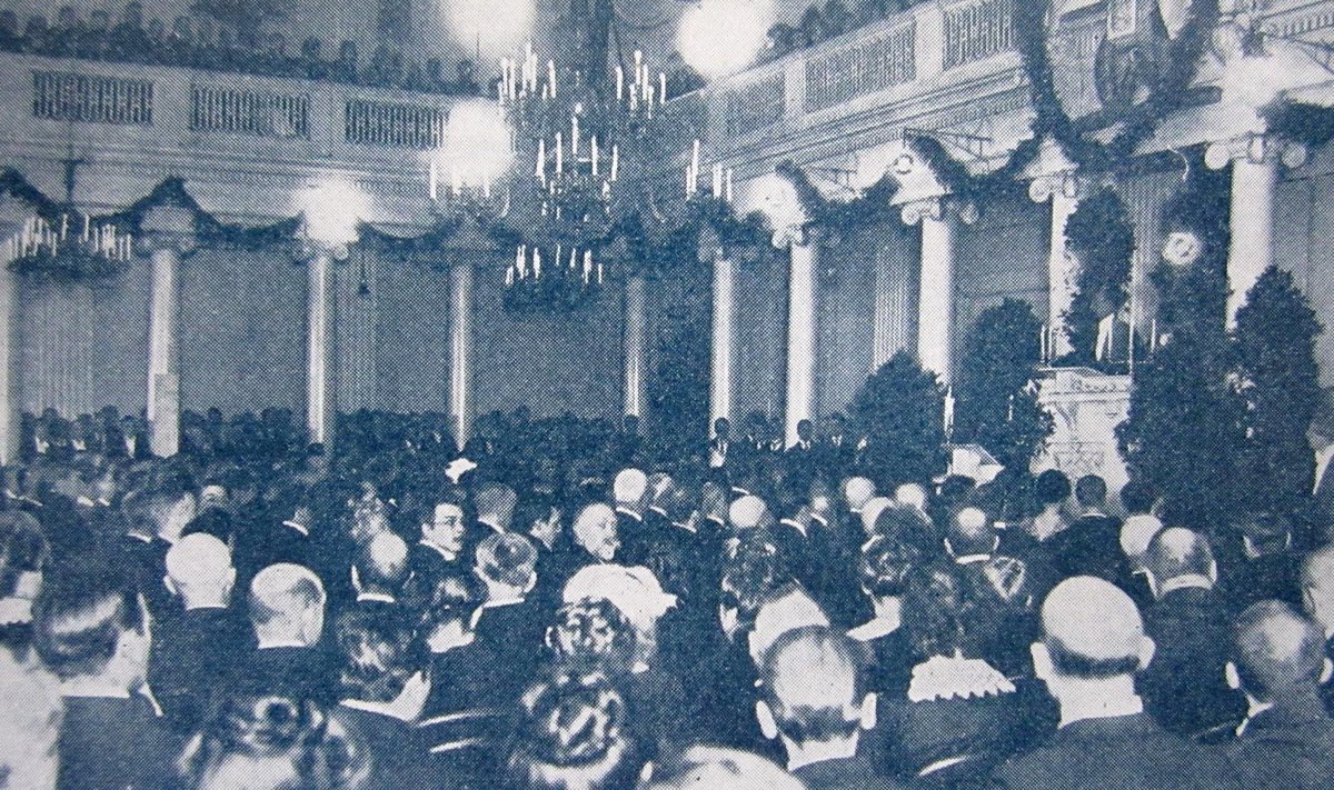 AVAMINE: Tartu ülikooli pidulik avaaktus 1. detsembril 1919.