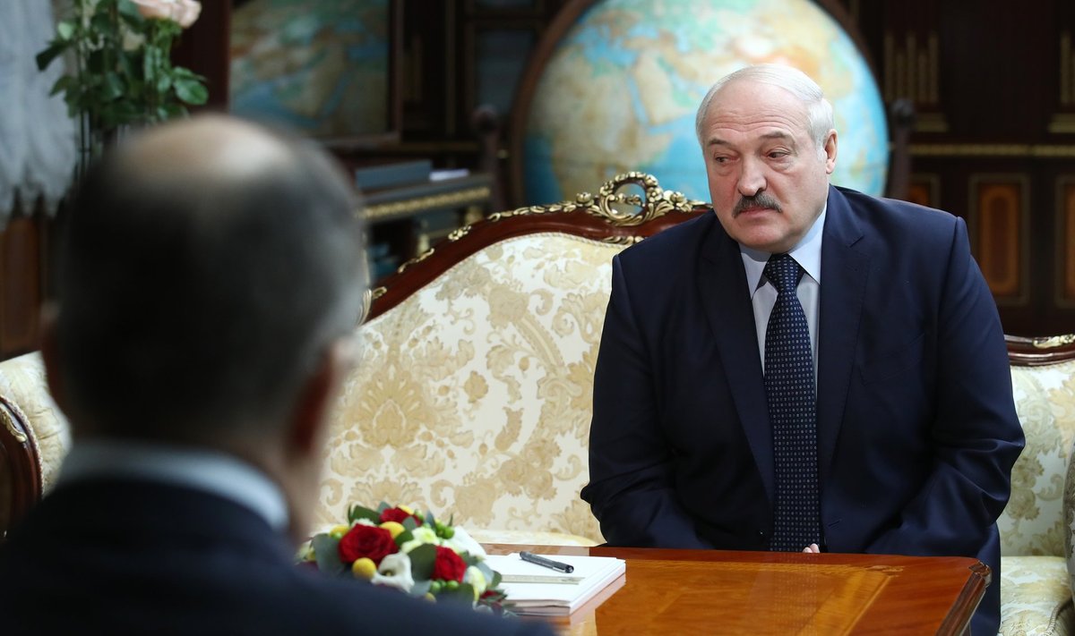 Aljaksandr Lukašenka andis pärast Venemaa välisministriga kohtumist uue lahkumislubaduse.