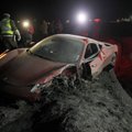 FOTOD ja VIDEO: Copa Americat hiilgavalt alustanud Tšiili vutitäht tegi Ferrariga purjuspäi avarii