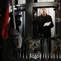 Assange pöördus Ecuadori saatkonna rõdult toetajate poole